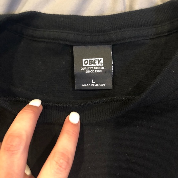 NWOT MEN’S OBEY SHIRT - Picture 2 of 2